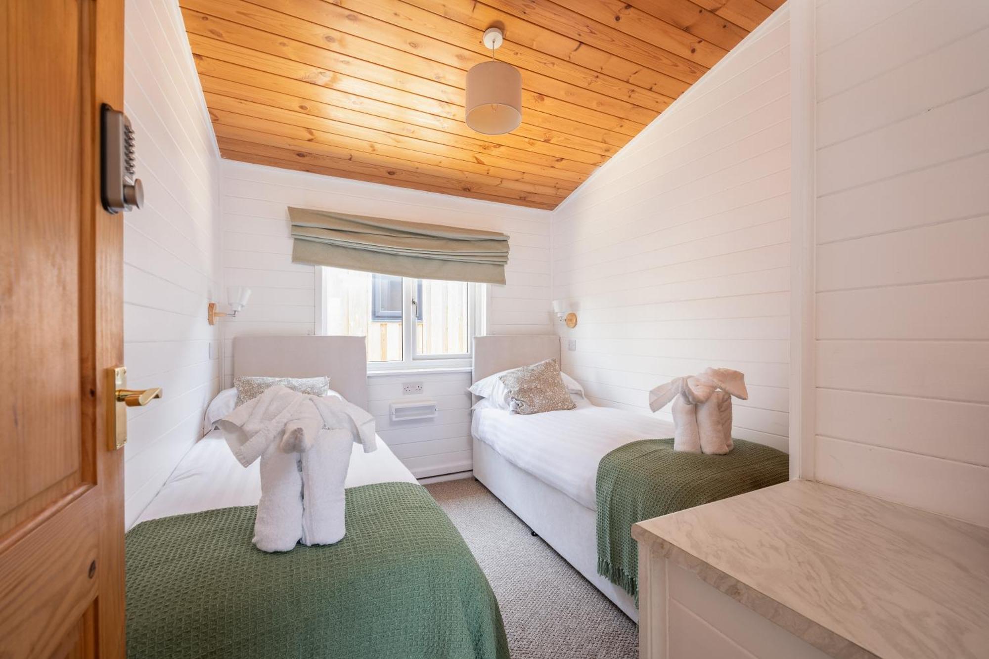 West Chalet At Tapnell Farm 야머스 외부 사진